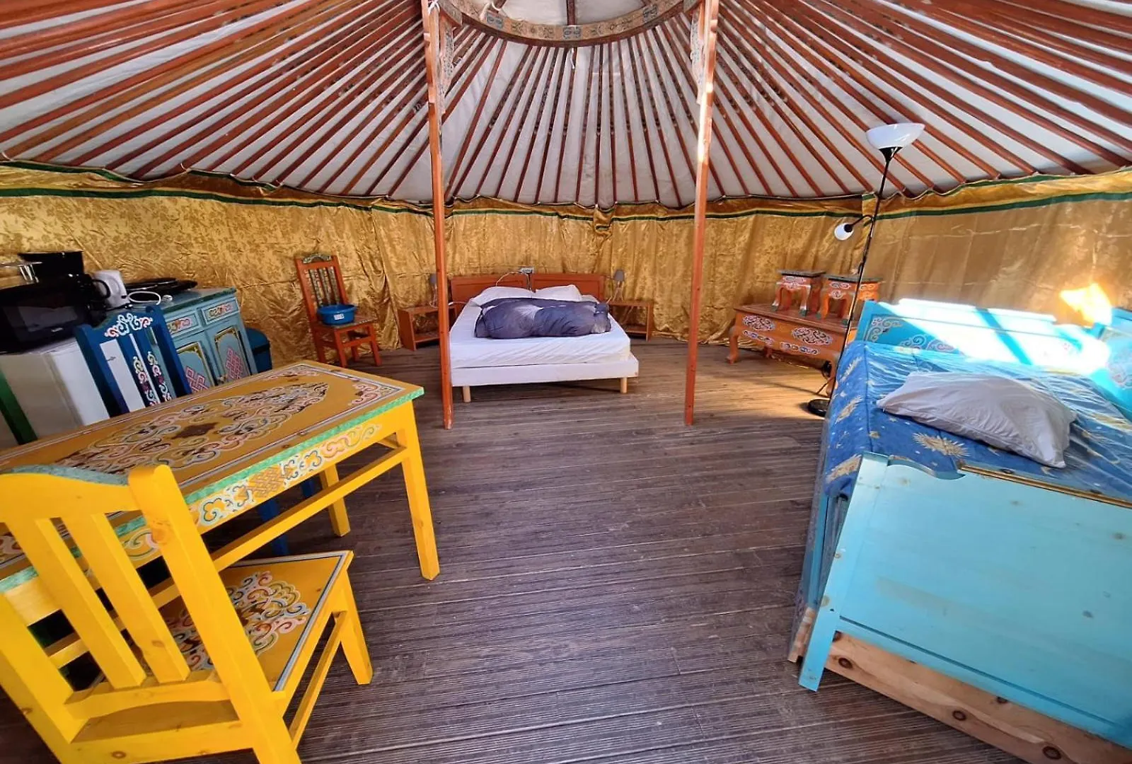 Le Village Insolite Yourte Et Roulotte Saint-Benoit-des-Ondes Campsite